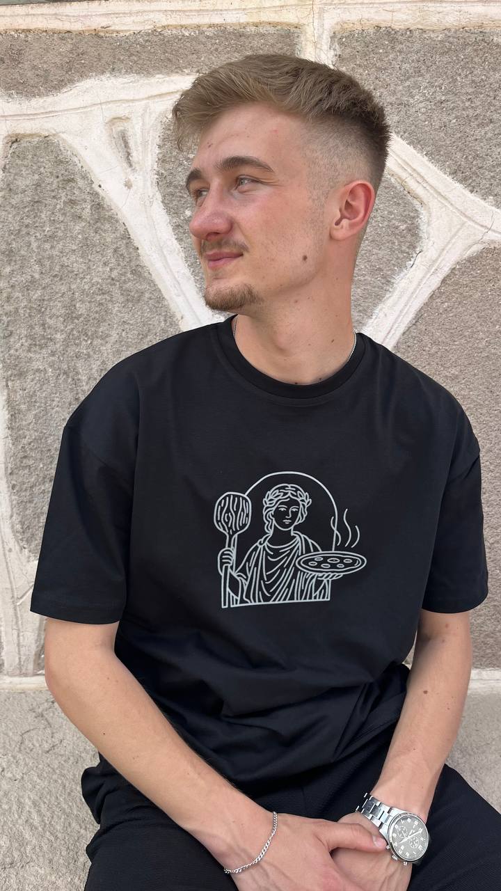 Sacra Pizza Unisex T-Shirt | Gusto Limited - Görsel 3