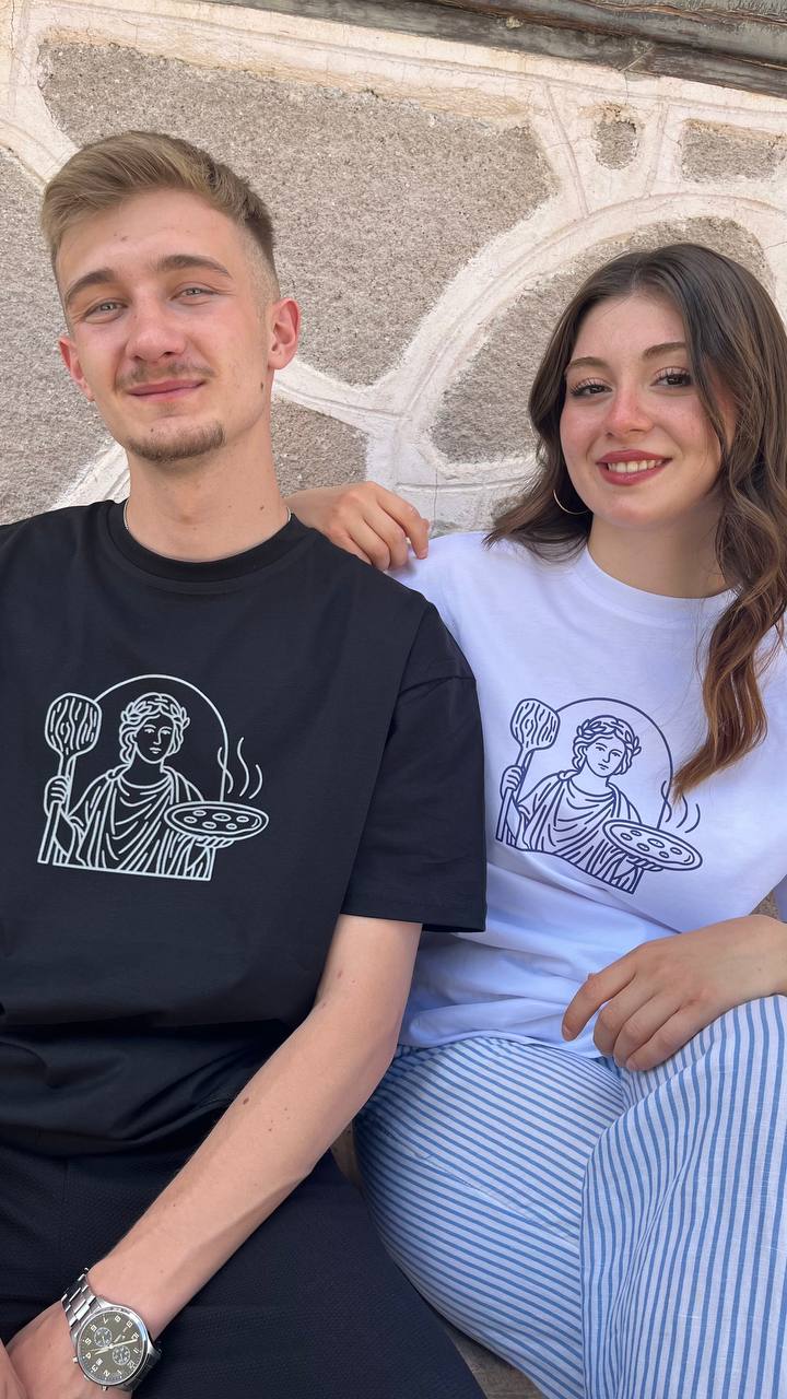 Sacra Pizza Unisex T-Shirt | Gusto Limited